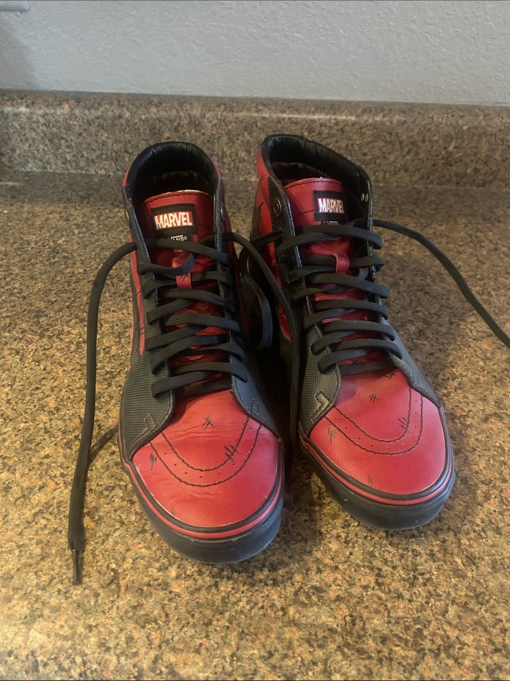 Marvel Men's Deadpool Vans size 12 Men